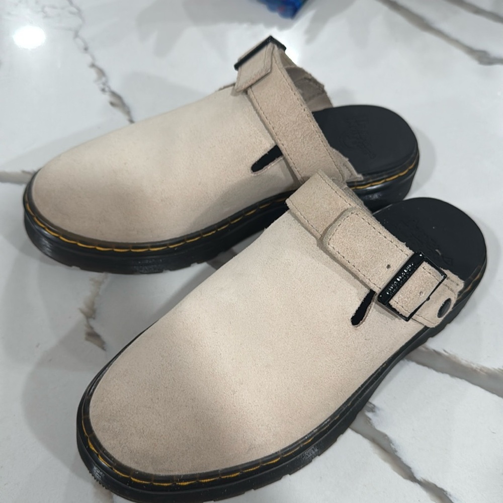 Doc marten Carlson clogs
